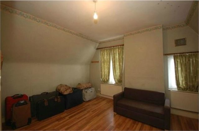  Image of 2 bedroom Detached house for sale in Park Road Wembley HA0 at Park Road, Wembley, Greater London HA0