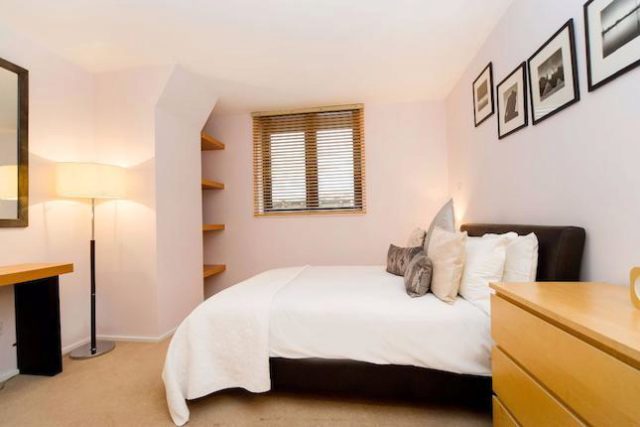  Image of 2 bedroom Flat for sale in Cromwell Road London SW7 at Point West, Cromwell Road, South Kensington SW7