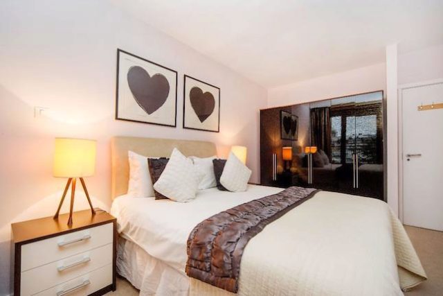  Image of 2 bedroom Flat for sale in Cromwell Road London SW7 at Point West, Cromwell Road, South Kensington SW7