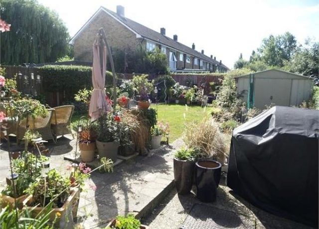  Image of 2 bedroom Semi-Detached house for sale in Scotts Farm Road West Ewell Epsom KT19 at Scotts Farm Road, West Ewell, Epsom KT19