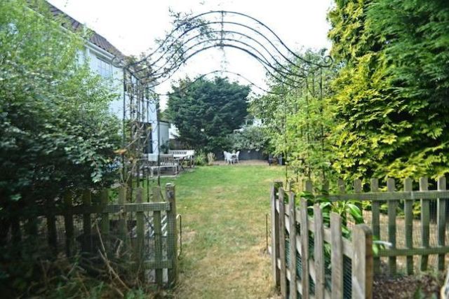  Image of 3 bedroom Detached house for sale in Wood Ride Petts Wood Orpington BR5 at Wood Ride, Petts Wood, Orpington BR5