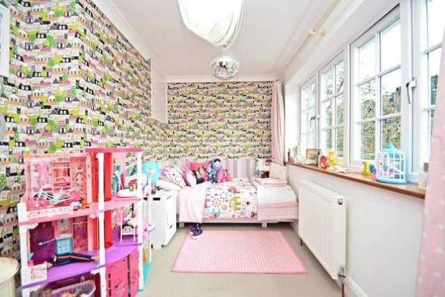  Image of 3 bedroom Detached house for sale in Wood Ride Petts Wood Orpington BR5 at Wood Ride, Petts Wood, Orpington BR5