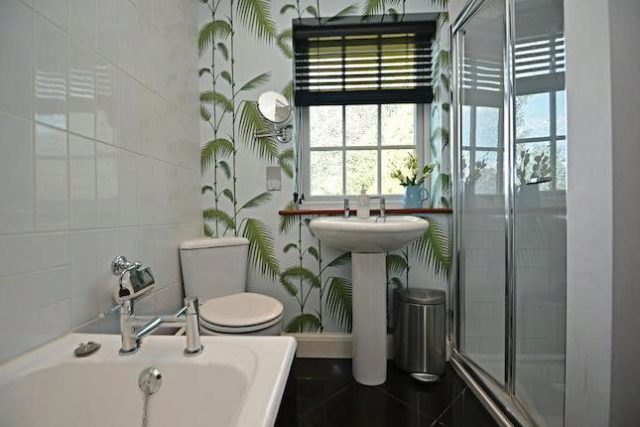  Image of 3 bedroom Detached house for sale in Wood Ride Petts Wood Orpington BR5 at Wood Ride, Petts Wood, Orpington BR5