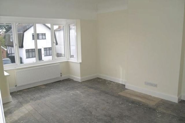  Image of 3 bedroom Detached house to rent in Belfield Road Ewell Epsom KT19 at Belfield Road, West Ewell, Epsom KT19