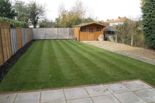  Image of 3 bedroom Detached house to rent in Belfield Road Ewell Epsom KT19 at Belfield Road, West Ewell, Epsom KT19