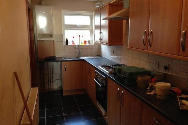  Image of 3 bedroom Flat to rent in High Road Chadwell Heath Romford RM6 at High Road, Chadwell Heath RM6