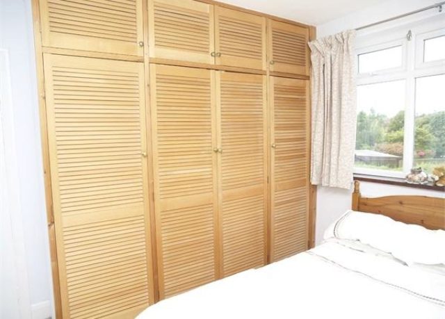  Image of 3 bedroom Semi-Detached house for sale in Amis Avenue Ewell Epsom KT19 at Amis Avenue, West Ewell, Epsom KT19
