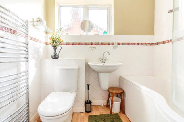  Image of 4 bedroom Detached house for sale in The Crescent Melton Mowbray LE13 at The Crescent, Melton Mowbray LE13