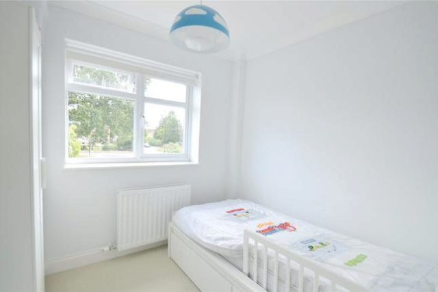  Image of 4 bedroom Semi-Detached house to rent in Orchard Avenue Croydon CR0 at Orchard Avenue, Croydon CR0