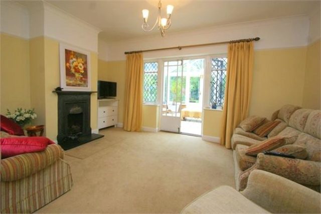  Image of 6 bedroom Detached house to rent in Windsor Road Datchet Slough SL3 at Windsor Road, Datchet, Berkshire SL3