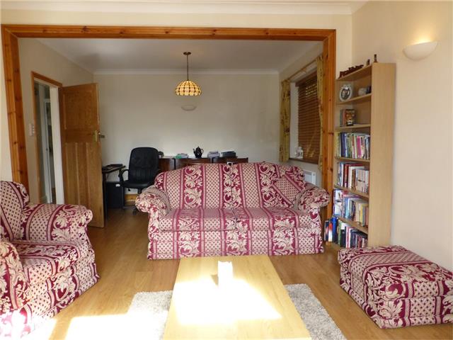 Image of   living room 