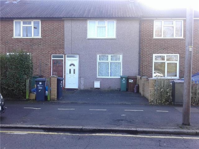  Image of 2 bedroom Terraced house to rent in Ivyhouse Road Dagenham RM9 at Ivyhouse Road, Dagenham, RM9