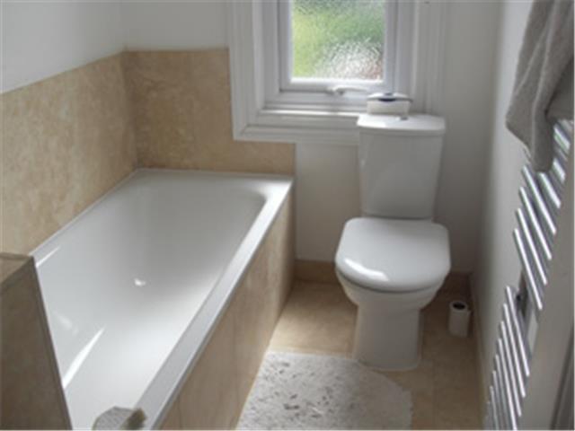  Image of 4 bedroom Terraced house to rent in Greenvale Road London SE9 at Greenvale Road, London, SE9