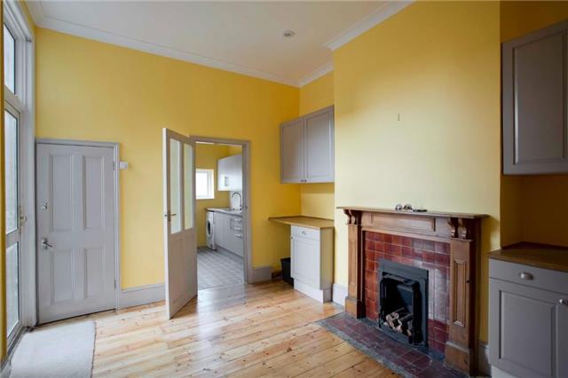  Image of 4 bedroom Terraced house to rent in Aldborough Road South Seven Kings Ilford IG3 at Aldborough Road South, Seven Kings, Ilford, IG3