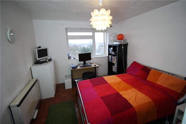  Image of 1 bedroom Flat to rent in Anerley Park London SE20 at Anerley Park, London, SE20