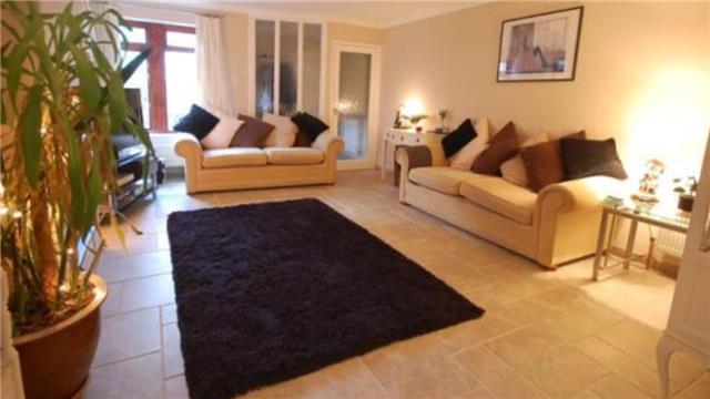 Image of 2 bedroom Mews to rent in St. Michaels Road Bournemouth BH2 at 5 Westcliff Mews, St Michaels Road