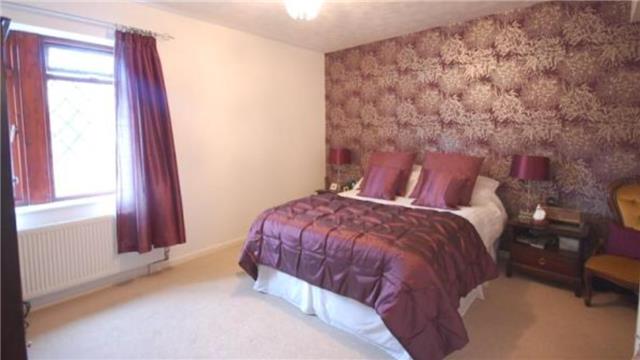 Image of 2 bedroom Mews to rent in St. Michaels Road Bournemouth BH2 at 5 Westcliff Mews, St Michaels Road
