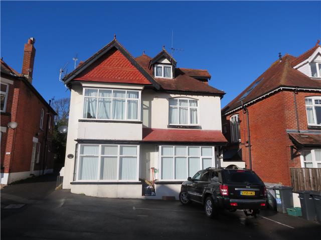  Image of 3 bedroom Maisonette to rent in Beresford Road Southbourne Bournemouth BH6 at Beresford Road, Southbourne, Bournemouth, BH6