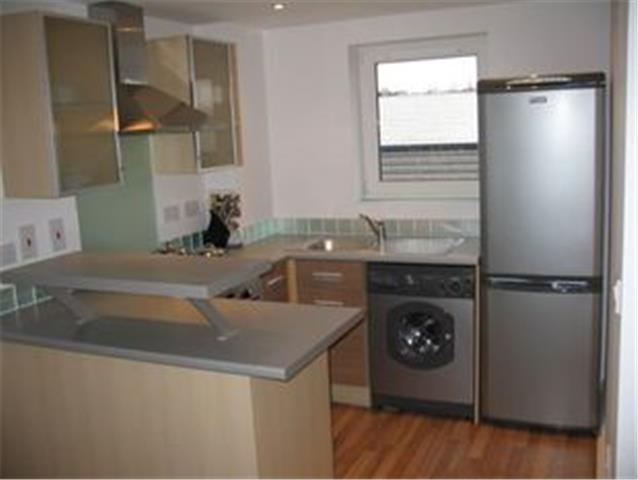  Image of 2 bedroom Apartment to rent in Branagh Court Reading RG30 at Branagh Court, Reading, RG30