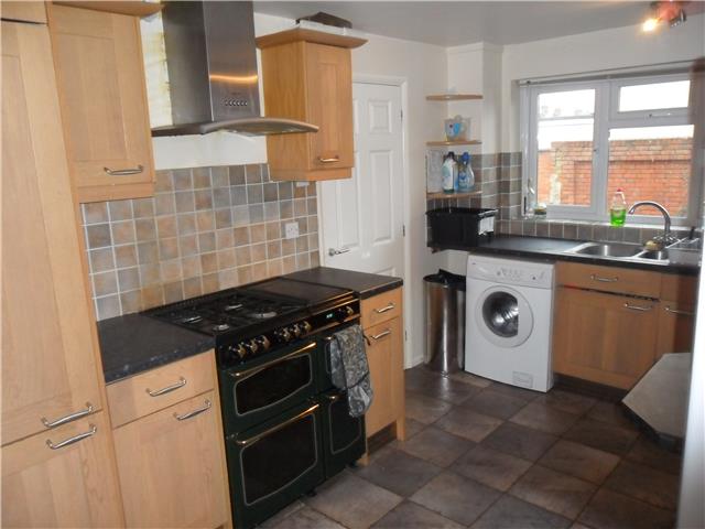  Image of 1 bedroom Room to rent in Prince of Wales Avenue Reading RG30 at Prince of Wales Avenue, Reading, RG30