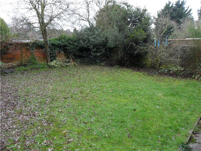  Image of 1 bedroom Room to rent in Prince of Wales Avenue Reading RG30 at Prince of Wales Avenue, Reading, RG30