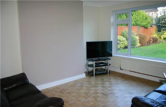  Image of 2 bedroom Bungalow for sale in Hurn Road Christchurch BH23 at Hurn Road, Christchurch, BH23