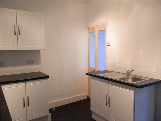  Image of 2 bedroom Terraced house to rent in Beaconsfield Gardens Raglan Street Hull HU5 at Beaconsfield Gardens, Raglan Street, Hull, HU5