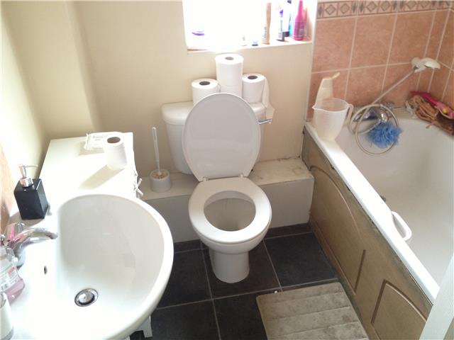  Image of 2 bedroom Semi-Detached house to rent in Kestrel Lane Hamilton Leicester LE5 at Kestrel Lane, Hamilton, Leicester, LE5