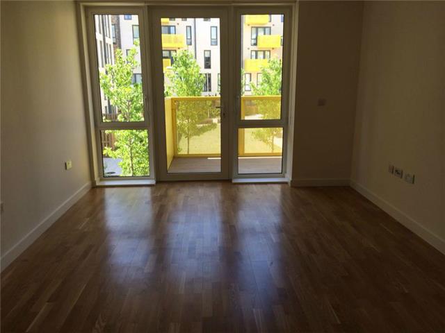  Image of 2 bedroom Flat to rent in Dunstan Houses Stepney Green London E1 at Station
