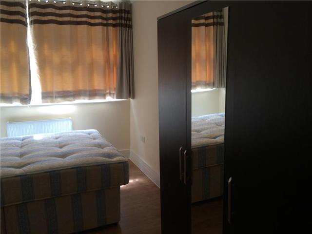  Image of Flat to rent in Nelson Street London E1 at 58