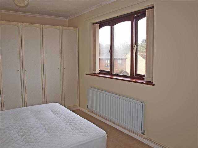  Image of 1 bedroom Maisonette to rent in Ashburnham Close Sevenoaks TN13 at Ashburnham Close, Sevenoaks, TN13