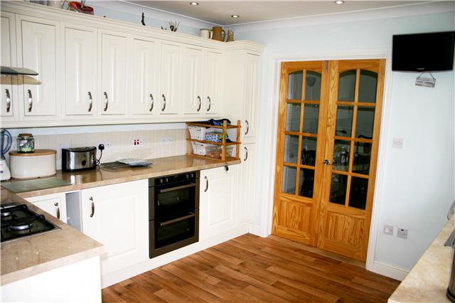  Image of 2 bedroom Flat for sale in The Grove Christchurch BH23 at The Grove, Christchurch, BH23