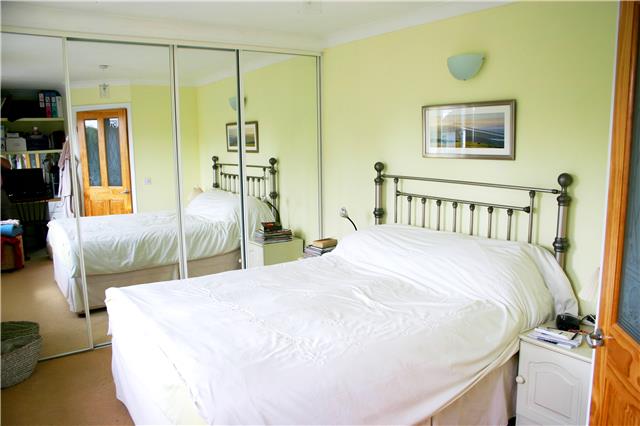  Image of 2 bedroom Flat for sale in The Grove Christchurch BH23 at The Grove, Christchurch, BH23