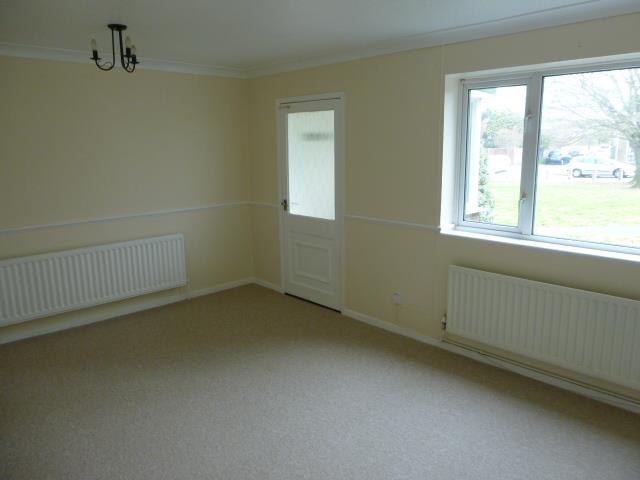  Image of 3 bedroom Semi-Detached house to rent in Poyntell Road Staplehurst Tonbridge TN12 at Poyntell Road, Staplehurst, Tonbridge, TN12
