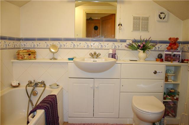  Image of 1 bedroom Apartment for sale in Bridge Street Christchurch BH23 at Bridge Street, Christchurch, BH23