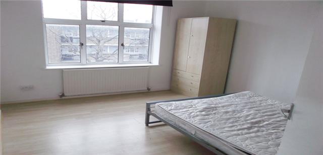  Image of 2 bedroom Apartment to rent in Denmark Road London SE5 at Denmark Road, London, SE5
