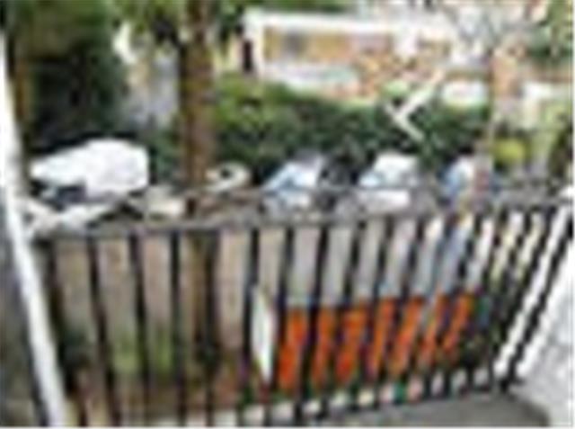  Image of 2 bedroom Apartment to rent in Denmark Road London SE5 at Denmark Road, London, SE5
