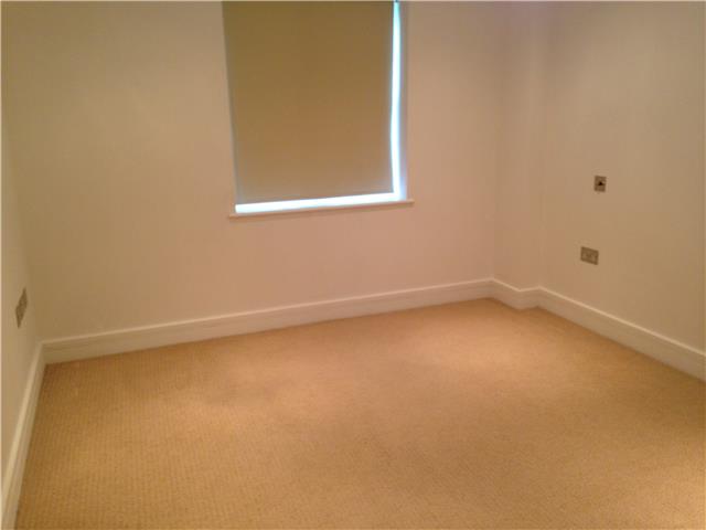  Image of 2 bedroom Ground Flat for sale in Upper Mulgrave Road Cheam Sutton SM2 at Upper Mulgrave Road, Cheam, Sutton, SM2
