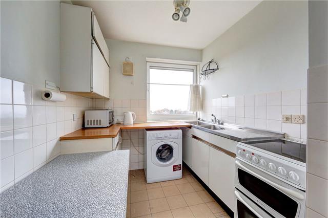  Image of 2 bedroom Flat for sale in Putney Hill London SW15 at Putney Hill, London, SW15