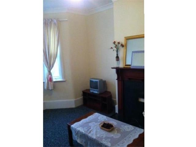  Image of 2 bedroom Flat to rent in Selsdon Road London E13 at Selsdon Road, London, E13