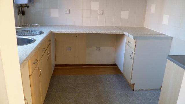  Image of 2 bedroom Terraced house to rent in Teasel Close Longford Gloucester GL2 at Teasel Close, Longford, Gloucester, GL2