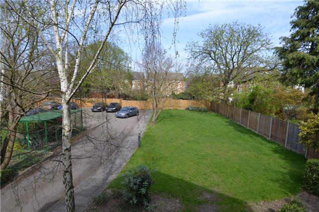  Image of 2 bedroom Flat to rent in Oaklands Road Bromley BR1 at Oaklands Road, Bromley, BR1
