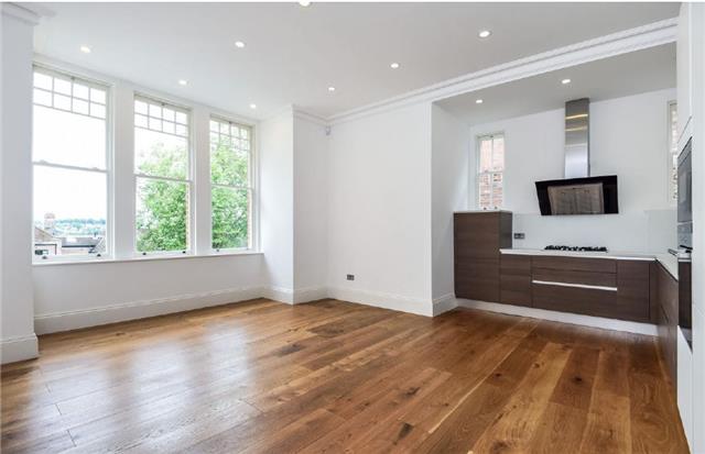  Image of 3 bedroom Duplex to rent in Shepherds Hill London N6 at Shepherds Hill, London, N6