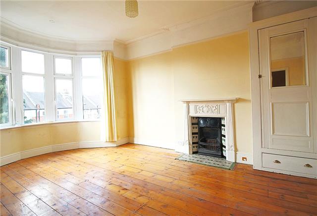  Image of 4 bedroom Houses to rent in Rokesly Avenue London N8 at Rokesly Avenue, London, N8