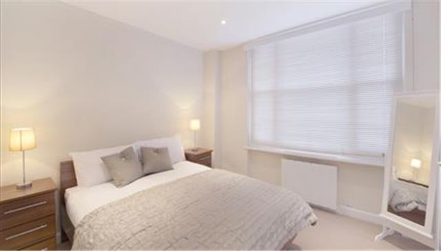  Image of 3 bedroom Apartment to rent in Hill Street London W1J at Hill Street, London, W1J