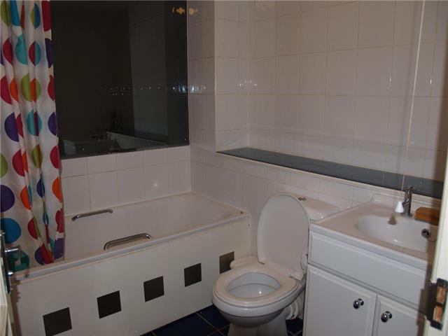  Image of 1 bedroom Flat to rent in Brackenhill Close Bromley BR1 at Brackenhill Close, Bromley, BR1