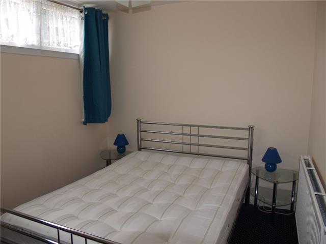  Image of 1 bedroom Flat to rent in Brackenhill Close Bromley BR1 at Brackenhill Close, Bromley, BR1