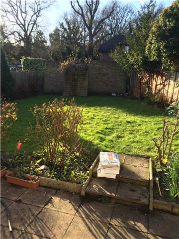  Image of 4 bedroom Detached house to rent in Draven Close Hayes Bromley BR2 at Draven Close, Hayes, Bromley, BR2
