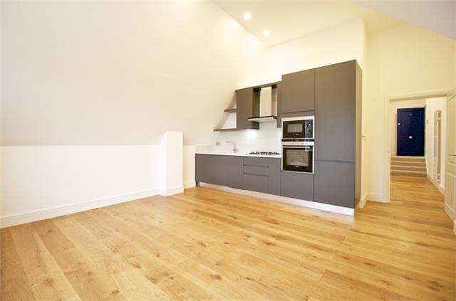  Image of 2 bedroom Flat to rent in Shepherds Hill London N6 at Shepherds Hill, London, N6