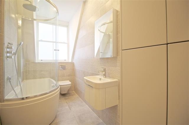  Image of 3 bedroom Duplex to rent in Shepherds Hill London N6 at 78 Shepherds Hill, London, N6 5RH